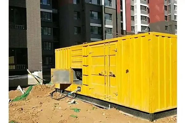 东兰发电机租赁中燃油压力过低会对发动机的哪些部件造成损坏？