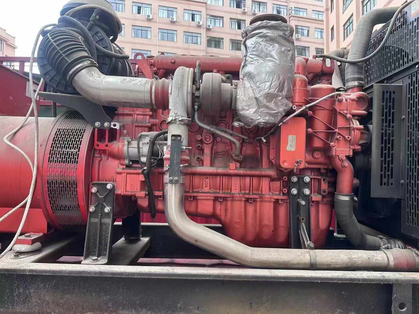 东兰如何选择适合 600kW 柴油发电机组的过载保护器？